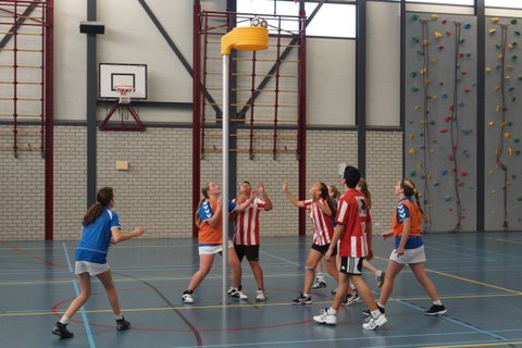 Korfbal C2  29 november-034.JPG